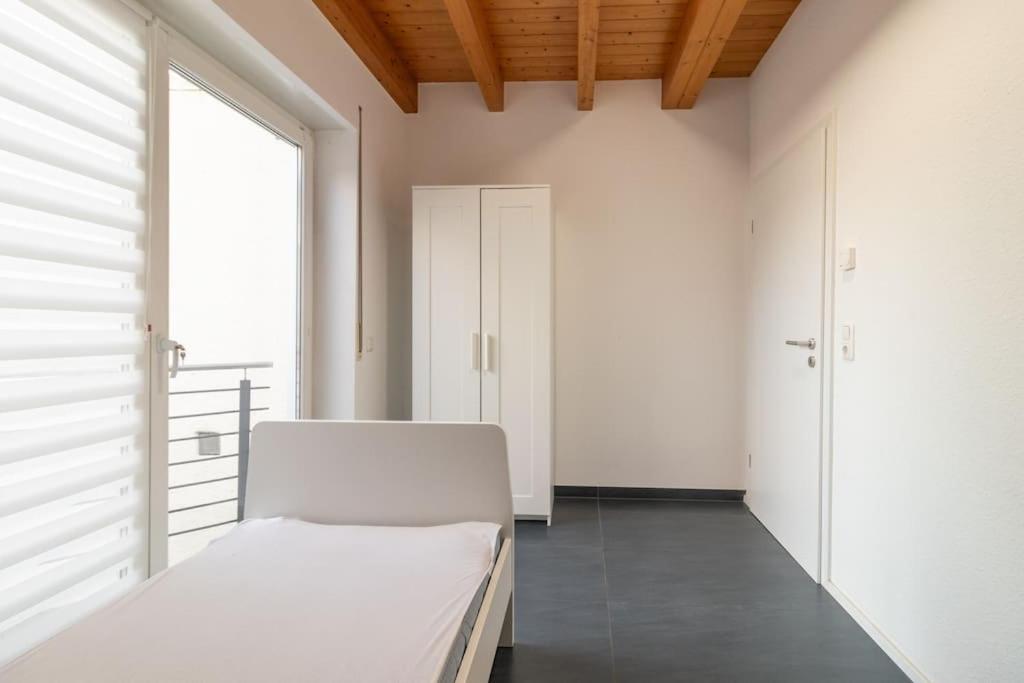 Maisonette-Wohnung Mit 5 Schlafzimmern Woerrstadt Ngoại thất bức ảnh
